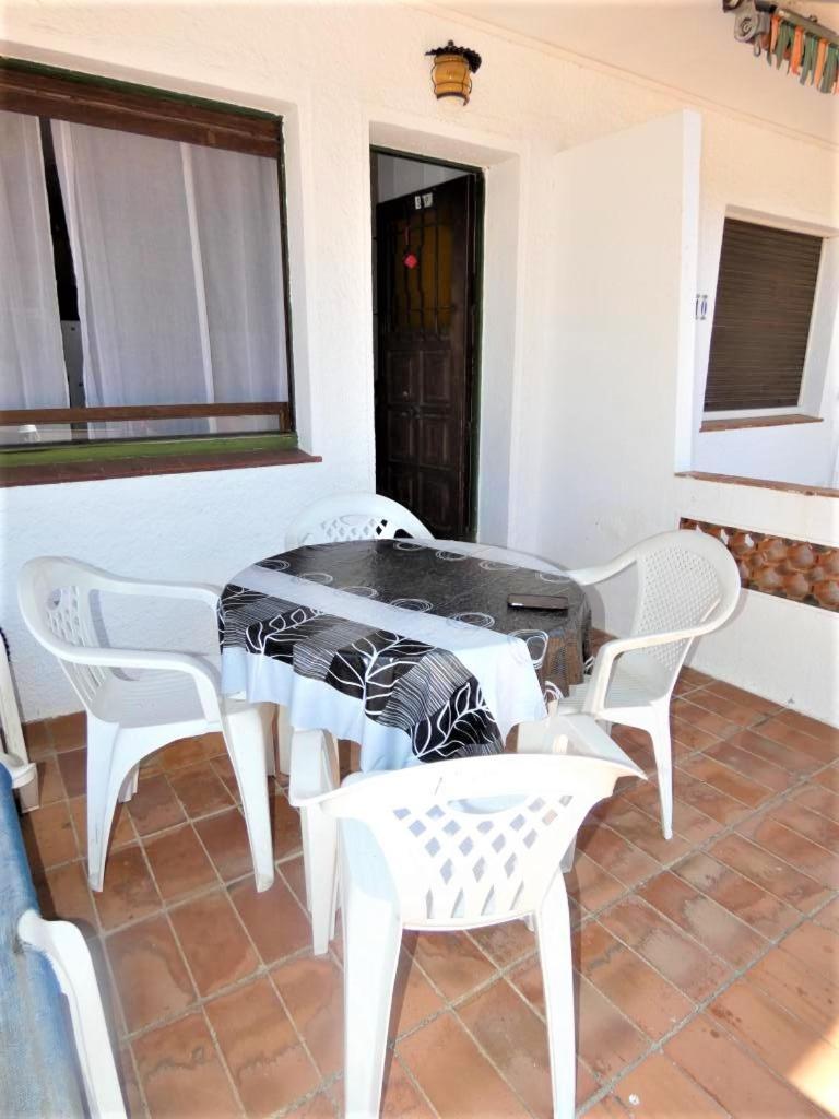 Apartamento Canyelles Petites Roses Esterno foto